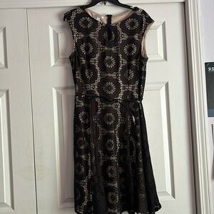 London Style Cream Dress with Black Lace and Belt Size 16